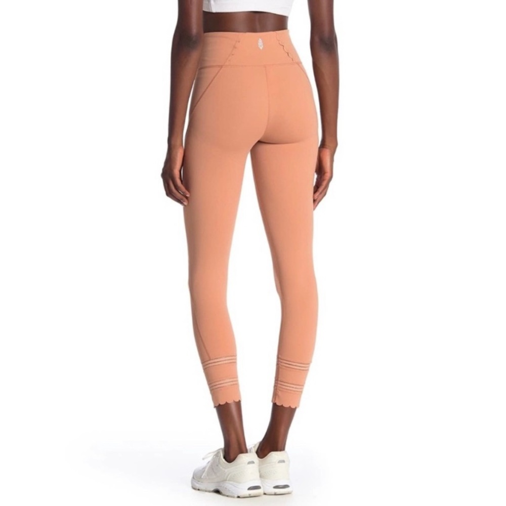 Free People Movement baby pink fitness leggings size XS